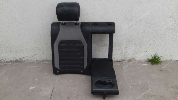 Volkswagen Jetta Arka Koltuk Sağ Kol Dayama Koltuk Deri CP (CE130)