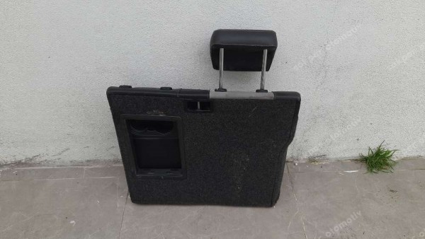 Volkswagen Jetta Arka Koltuk Sağ Kol Dayama Koltuk Deri CP (CE130)