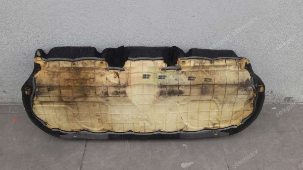 Volkswagen Jetta Arka Koltuk Minder Deri HP CP (CE130)