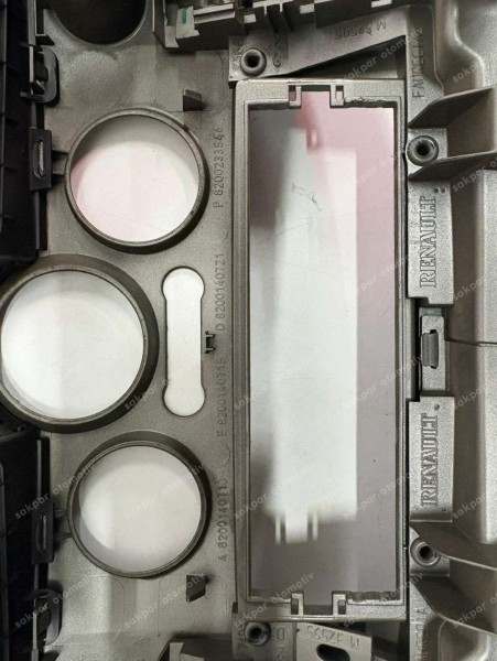 Renault Scenic 2 Kalorifer Kumanda Çerçevesi Orj. 8200140715 CP (DA1113)