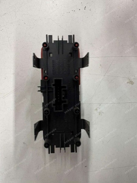 Renault Megane 2 Scenic 2 Dörtlü Flaşör Düğmesi Orj. 8200407415 CP (AE122)