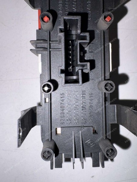 Renault Megane 2 Scenic 2 Dörtlü Flaşör Düğmesi Orj. 8200407415 CP (AE122)