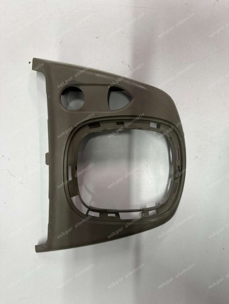 Renault Scenic 2 Vites Konsolu Orj. 8200141005 CP HP (DA115)