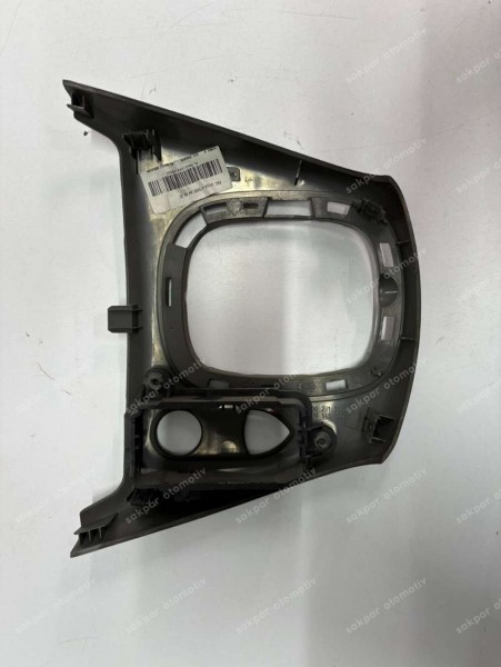 Renault Scenic 2 Vites Konsolu Orj. 8200141005 CP HP (DA115)