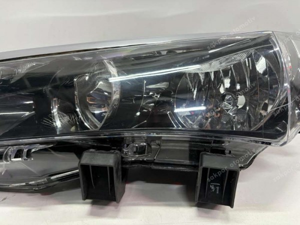 Toyota Corolla Sol Far 81150-02E70 YS YP (aa110)