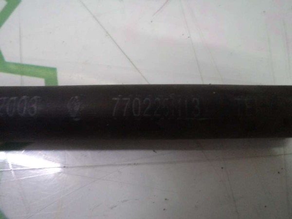 Renault R9 R11 R19 Benzin Hortumu 7702254413 YP (AA210)