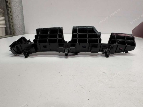 Hyundai Bayon Ön Tampon Sol Bağlantı Braketi Orj. 86551-Q0AA0 SP (AD128)