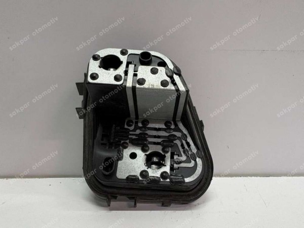 Renault Fluence Sağ Arka Dış Stop Duyu Orj 265502140R CP HP (AD123)