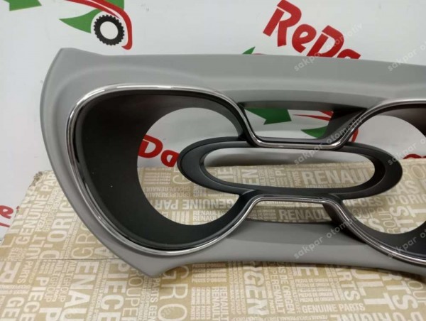 Renault Captur Gösterge Paneli Çerçevesi 682504768R YP (GC130)