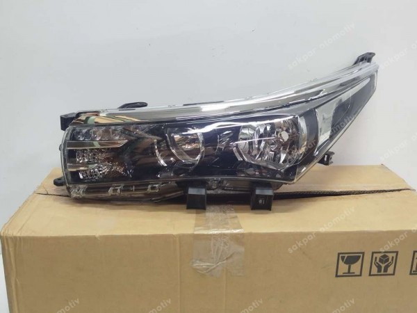 Toyota Corolla 13-17 Sol Far [ Ledli ] 81130-02E70 YS YP (BD130)