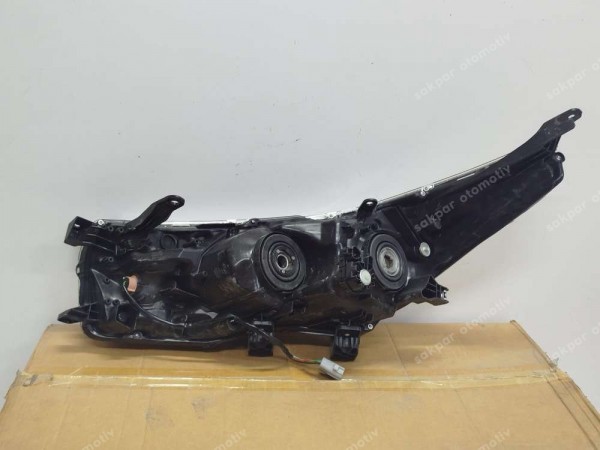 Toyota Corolla 13-17 Sağ Far [ Ledli ] 81110-02E70 YS YP (BD130)
