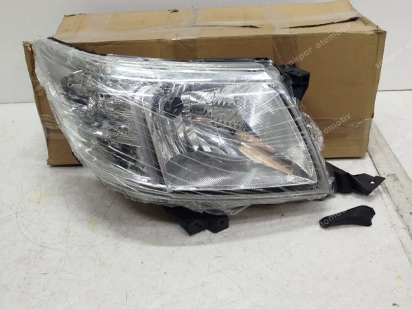 Toyota Hilux 08-15 Sağ Far [Motorlu] YS YP HP (DB130)