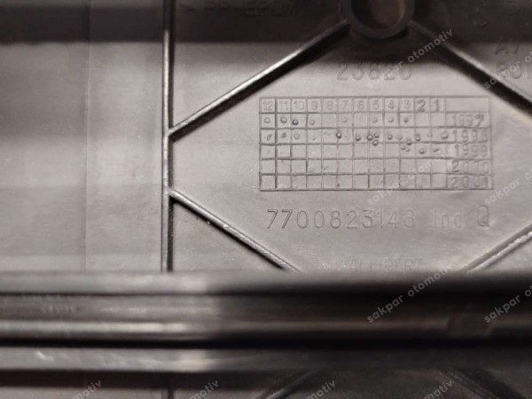 Renault Laguana 1 Torpido Teyp Ekran Ünite Kapağı Çerçevesi 7700823148 7700822391 CP (DB1110)