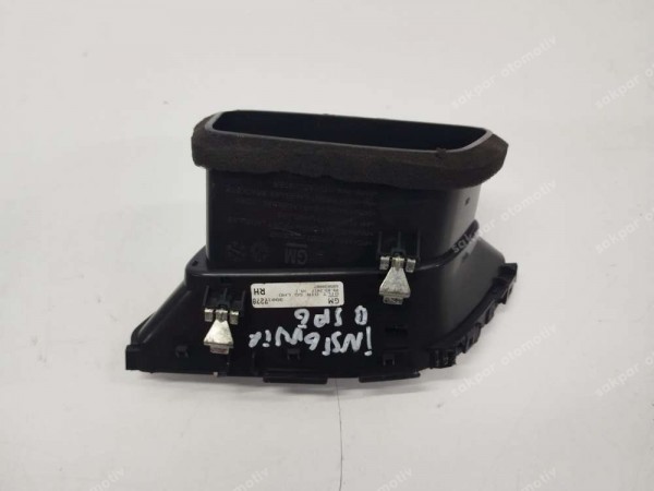 Opel İnsignia B Torpido Sağ Havalandırma Izgarası Difizörü 685030087 CP (DA126)