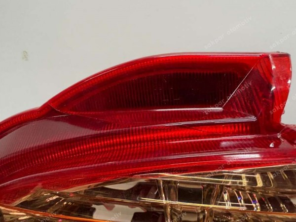 Toyota Avensis Sağ Stop 81551-05090 YS HP (aa130)