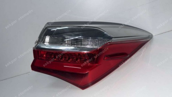 Toyota Corolla Sağ Dış Stop Lambası YS YP (FD110)