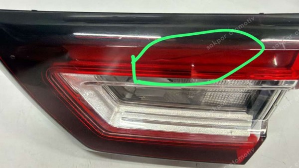 Renault Clio 4 Sağ İç Stop Lambası 265508029R (Çatlağı Mevcut) CP HP (AD110)