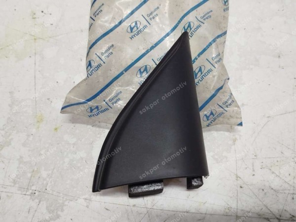 Hyundai Accent Era Sağ Ayna İç Bakaliti Kapağı 87660-1E000 YP (ID112)