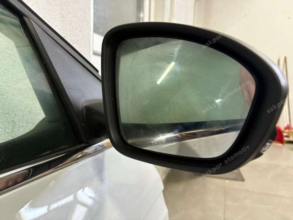 Renault Megane 4 Sağ Ön Kapı Orj. CP HP