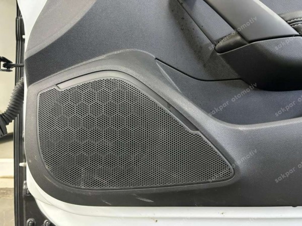 Renault Megane 4 Sağ Ön Kapı Orj. CP HP