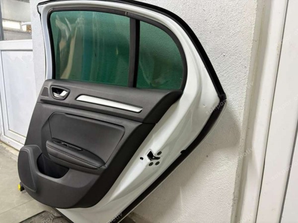 Renault Megane 4 Sağ Arka Kapı Orj. CP HP