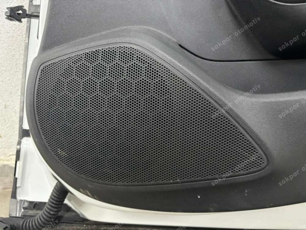 Renault Megane 4 Sağ Arka Kapı Orj. CP HP