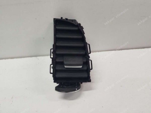 Renault Megane 4 Orta Havalandırma Menfezi Difizörü Sağ 687501810R SP (DA126)