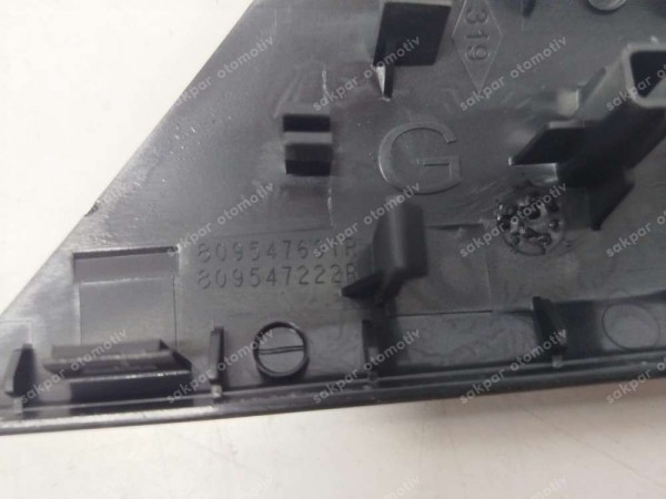 Renault Megane 4 Sol Ön Kapı Çekme Kolu Üst Kapağı Bakaliti 809547691R 809547222R SP (AE137)