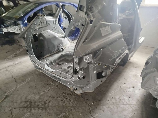 Hyundai Tucson 2025 Arka Panel Arka Çamurluk Ön Şase Kupa Kesme