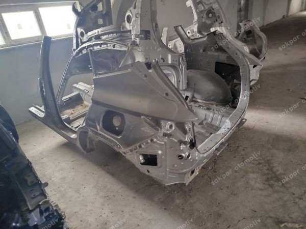 Hyundai Tucson 2025 Arka Panel Arka Çamurluk Ön Şase Kupa Kesme