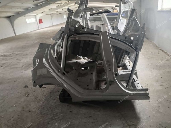 Hyundai İ10 2023 Arka Panel Arka Çamurluk Ön Şase Kupa Kesme