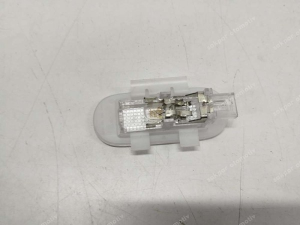 Renault Megane 4 Güneşlik Tavan Lambası 8200074365 8200163892 SP (AF133)