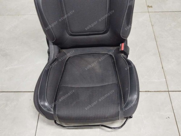 Renault Megane 4 Sağ Ön Koltuk Airbagli SP (CD130)