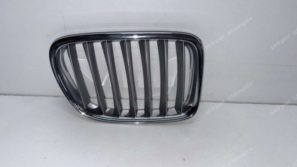 BMW X1 E84 Sağ Ön Panjur Izgarası 51112993308 YS SP (AD123)