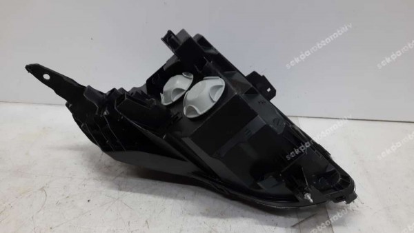 Ford Courier Sol Far Led R2X6-13W030 SP (Üzerinde Beyin Yok) (AD130)