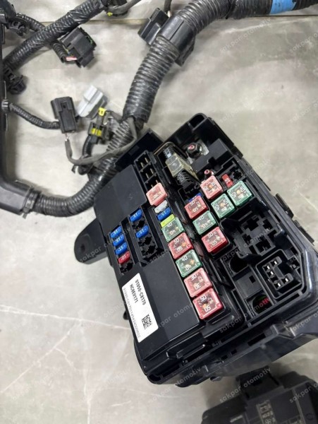 Hyundai İ20 Motor İçi Tesisatı Sigorta Kutusu PCB Bloğu 91200-C8010 91950-C8170 CP (TES6)