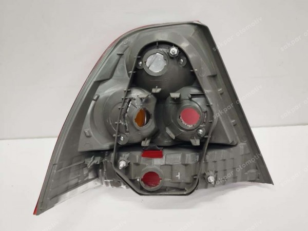 Toyota Corolla 04-06 Sağ Stop Lambası 81551-02260 YS HP (FD110)