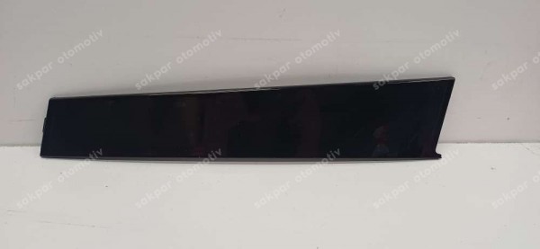 Hyundai Tucson Sağ Ön Kapı Çıtası Orj. 82260-N7010 SP YP (CE1214)