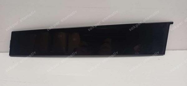 Hyundai Tucson Sağ Arka Kapı Çıtası Orj. 83260-N7010 SP YP (CE1214)