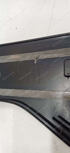 Hyundai Tucson Sağ Arka Kapı Çıtası Orj. 83280-N7010 SP YP (CE1214)