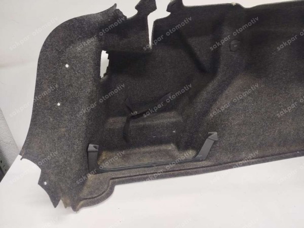 Volkswagen Jetta Bagaj İç Halı Kaplaması Sol 5C6867427C SP (HH130)