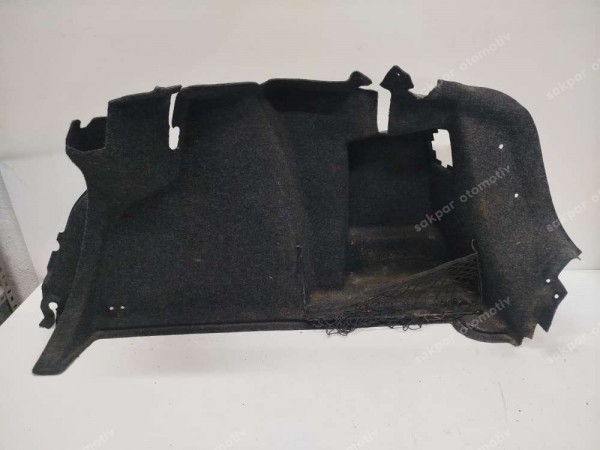 Volkswagen Jetta Bagaj İç Halı Kaplaması Sağ 5C6867428T SP (HH130)