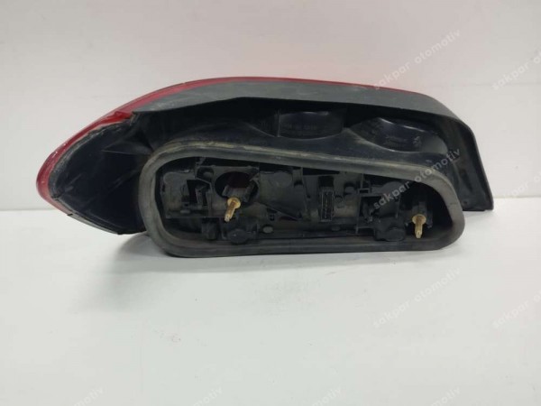 Peugeot 306 Sedan Sağ Stop Lambası CP HP (FD110)