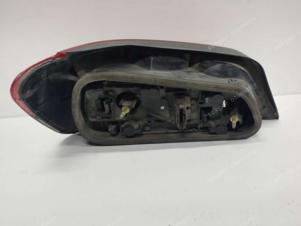 Peugeot 306 Sedan Sağ Stop Lambası CP HP (FD110)
