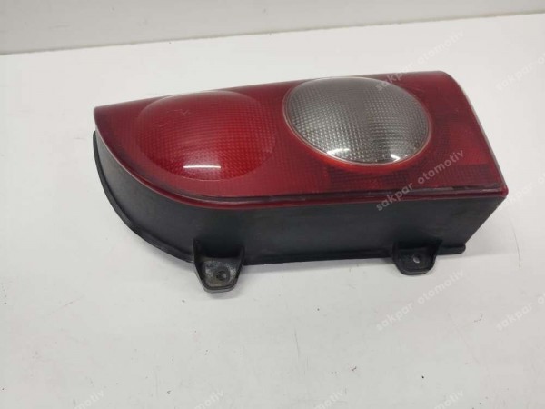 Hyundai H100 Sağ Stop Lambası 92402-43800 CP (FD110)