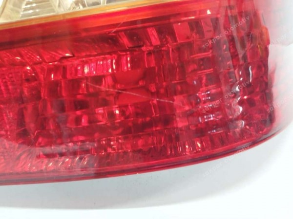 Toyota Corolla Sedan Sağ Arka Stop Lambası 81551-02190 YS HP (FD110)