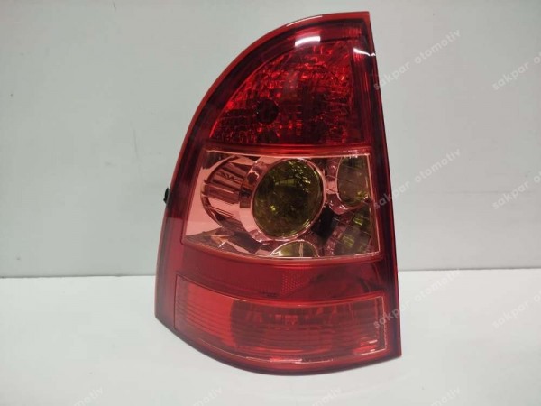 Toyota Corolla SW Sol Stop Lambası 2004-2006 81561-02280 YP YS (FD110)