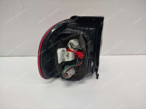 Hyundai Starex Sağ Dış Stop Orj Amb 92402-4A500 CP HP (FD110)