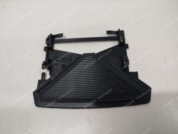 Renault Clio 5 Ön Kamera Tutucu Alt Braketi 284L86812R SP HP (CC126)