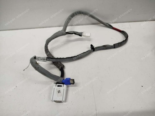 Hyundai Bayon İ20 Usb Giriş Kablosu Soketi 96120-Q0AA04X  SP YP (ZA124)